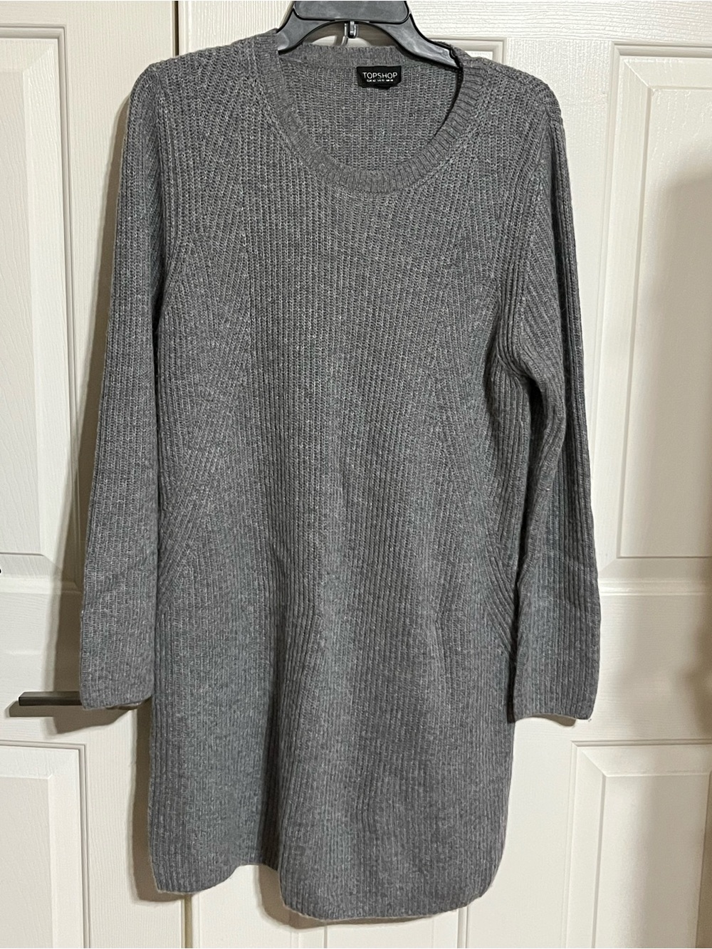 Topshop Women's Gray Rib Knit Sweater Dress
15-05 ABCD